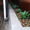 Block Wall with Pebble & Succlulents